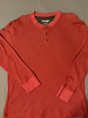 Wrangler Men's Brick Red Waffle Henley Long-Sleeve Shirt